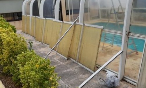 Abri de piscine - Entreprise de Menuiserie à Avignon, Marseille et ses alentours et alentours - SARL REPAR'PORTES